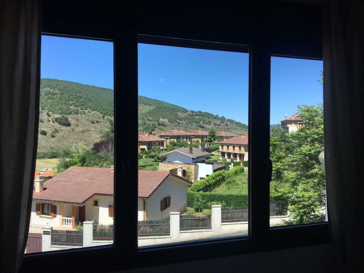 Apartamento Ezcaray Con Piscina 佐瑞奎 外观 照片