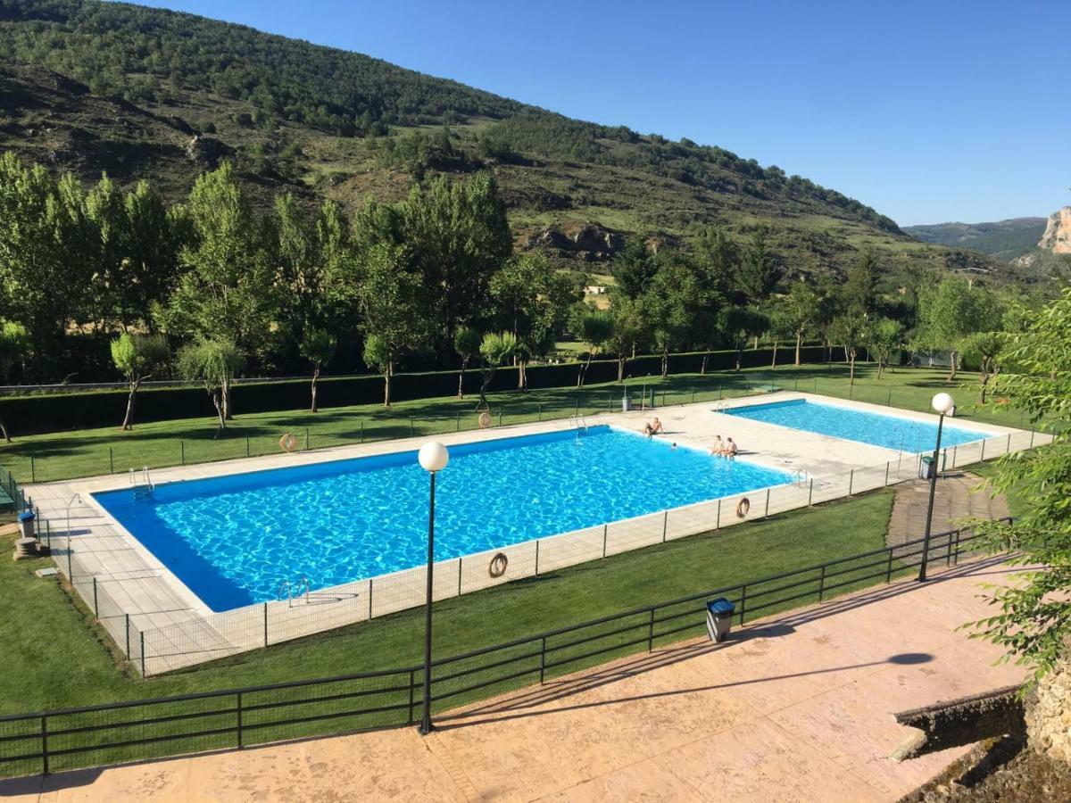 Apartamento Ezcaray Con Piscina 佐瑞奎 外观 照片