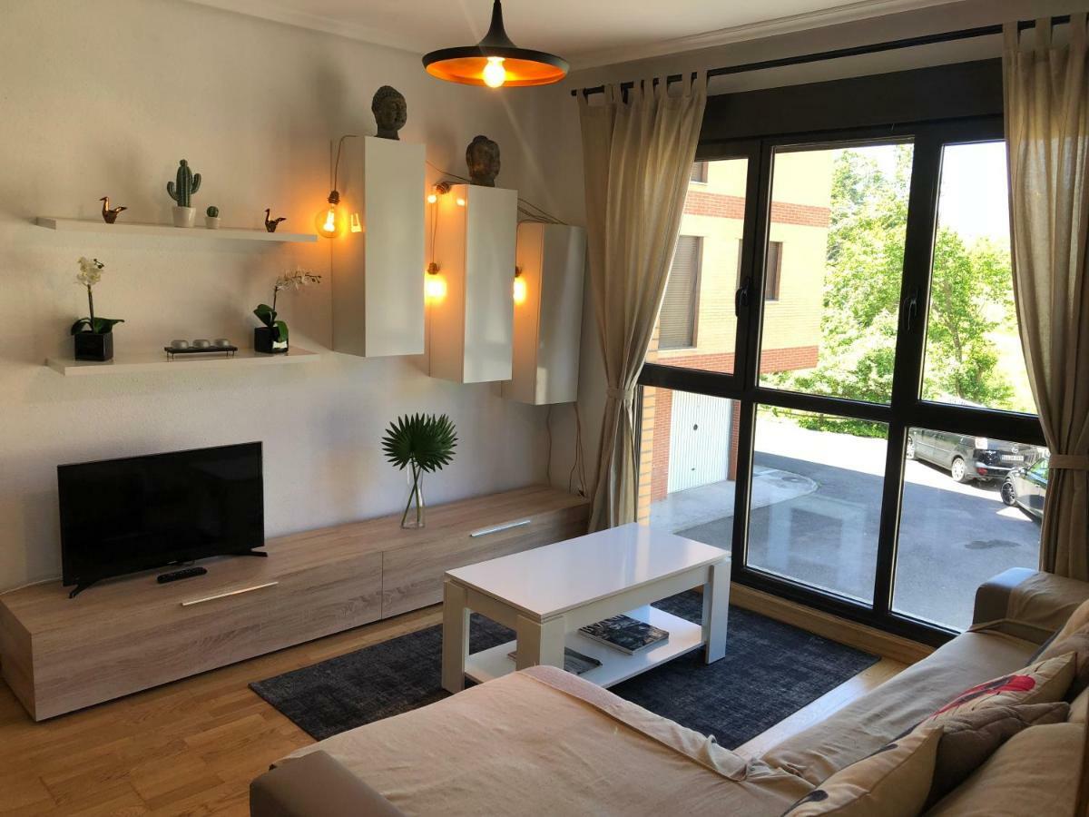 Apartamento Ezcaray Con Piscina 佐瑞奎 外观 照片