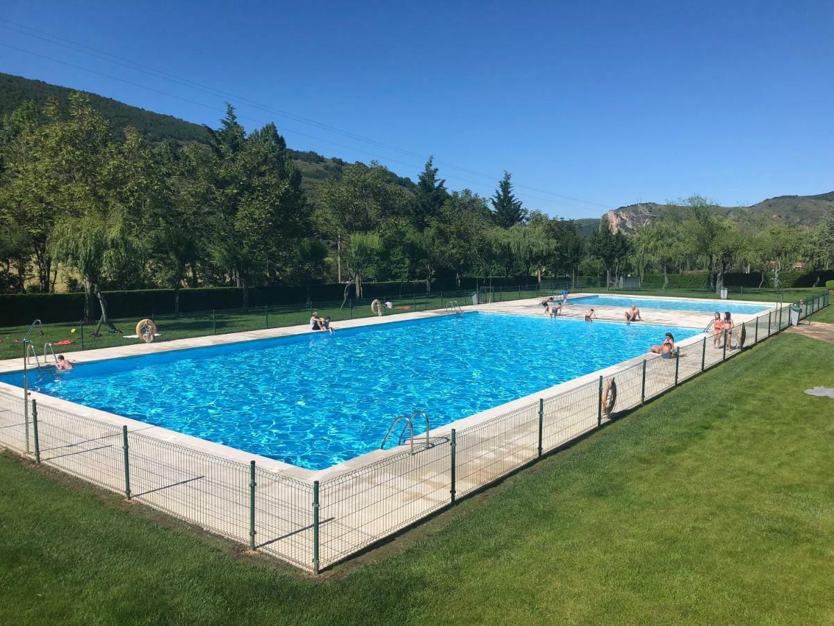 Apartamento Ezcaray Con Piscina 佐瑞奎 外观 照片